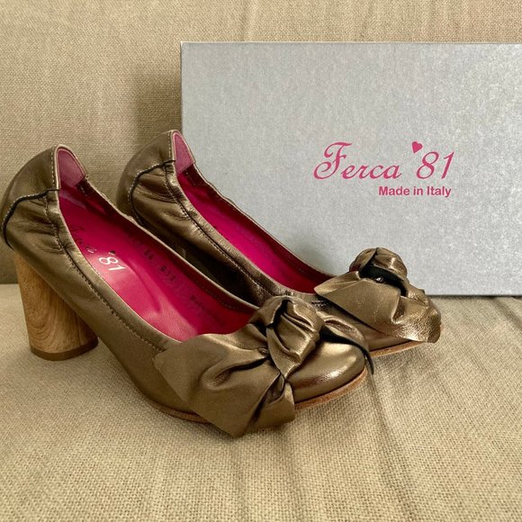FERCA 81 SIZE 6 US  MADE IN ITALY BEAUTIFUL GOLD LEATHER SHOES - Picture 3 of 3